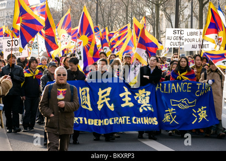 'Free Tibet" di manifestazione di protesta svoltasi a Parigi, Francia - 10 Marzo 2010 Foto Stock