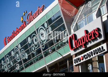 Il Scotiaban Thetare capitoli store è raffigurato in Toronto Foto Stock