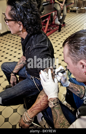 Henk Schiffmacher's Hanky Panky, salotto tattoo, Amsterdam, Paesi Bassi Foto Stock