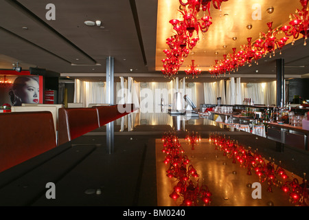 Bar Red, Bar Rouge, bar di lusso in 18, Design Bar Foto Stock