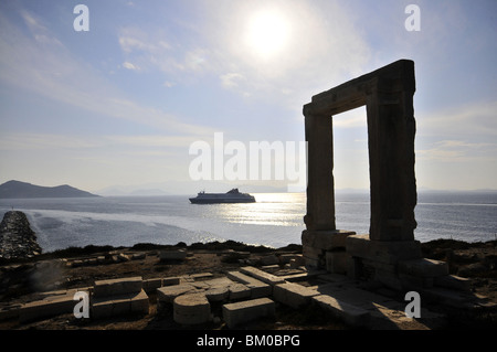Palatia rovine nella luce solare, isola di Naxos, Cicladi Grecia, Europa Foto Stock