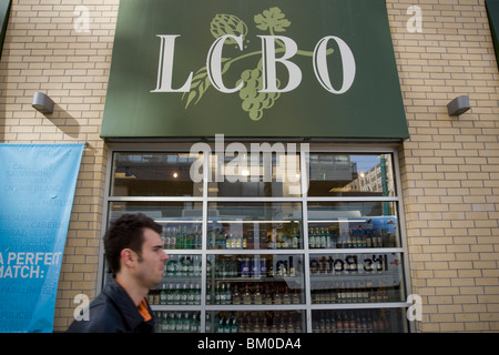 Un negozio LCBO è raffigurato in Toronto Foto Stock