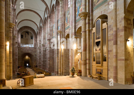 Vista interna della Cattedrale di Speyer, Imperial Basilica Cattedrale dell Assunzione e St Stephen, patrimonio culturale dell'UNESCO, Foto Stock