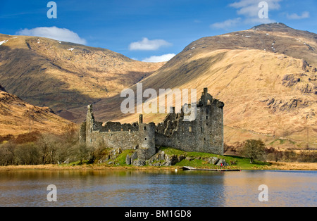 Kilchurn Castle e Loch Awe, Argyll & Bute, Highlands scozzesi, Scotland, Regno Unito Foto Stock