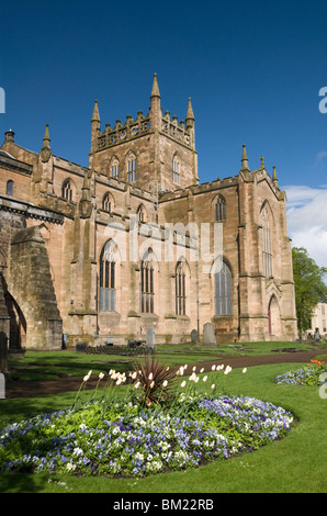Dunfermline Abbey, Dunfermline, Fife, Scozia, Regno Unito, Europa Foto Stock
