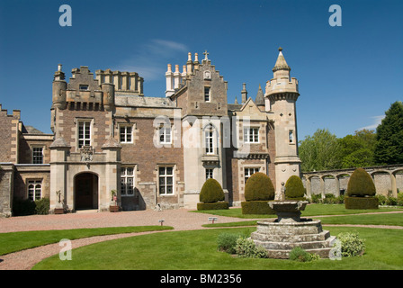 Abbotsford, casa di Sir Walter Scott dal 1812 al 1832, vicino a Melrose, frontiere, Scotland, Regno Unito, Europa Foto Stock