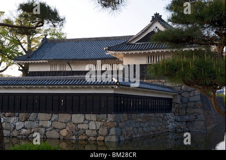 Il XVI secolo il Castello Matsumoto, principalmente costruzione originale e un tesoro nazionale del Giappone, Nagano, Giappone Foto Stock