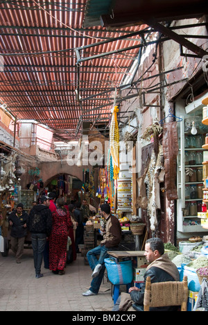 Il souk, Medina, Marrakech (Marrakech), Marocco Foto Stock