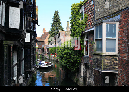 Fiume Stour dalla Weaver's House Canterbury Kent England Foto Stock