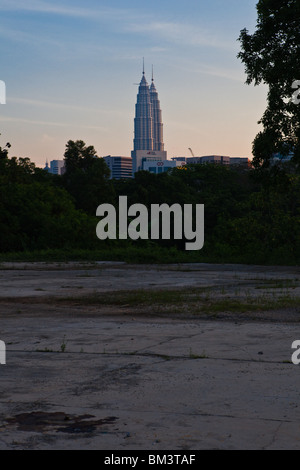 Petronas Twin Towers all'alba Foto Stock