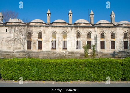 La Moschea Blu tomba complesso quartiere Sultanahmet Istanbul Turchia Europa Foto Stock