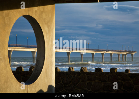 Il molo di Christchurch in Nuova spiaggia di Brighton. Christchurch, Canterbury, Isola del Sud, Nuova Zelanda Foto Stock