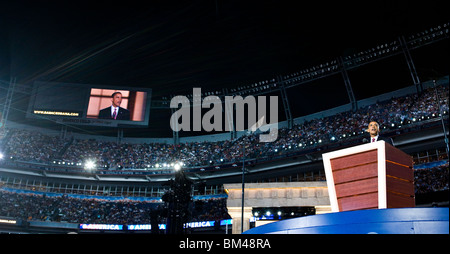 Barack Obama ha parlato a Invesco Field Foto Stock