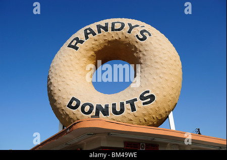 Ciambella Randys Stand, Inglewood di Los Angeles, in California Los Angeles Famosa landmark Foto Stock