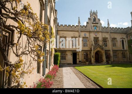 Cappella Corte con l'ingresso alla cappella, Sidney Sussex College di Cambridge University di Cambridge Regno Unito Foto Stock