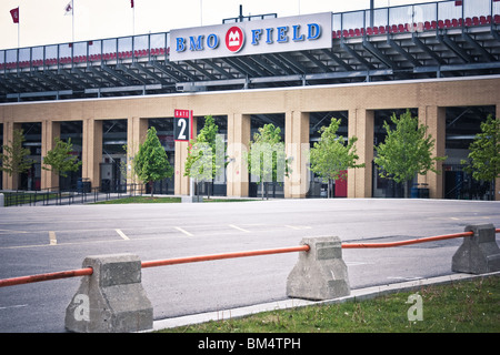 BMO campo di calcetto parcheggio esterno molto nuvoloso Foto Stock