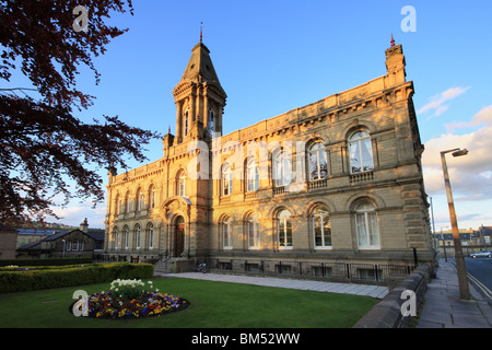 Victoria Hall di Saltaire, un sito Patrimonio Mondiale dell'UNESCO vicino a Bradford, West Yorkshire Foto Stock