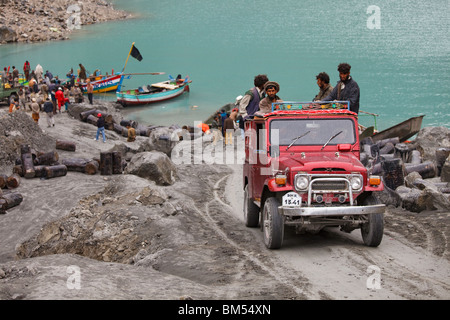 La frana area a Attabad che blocchi la Karakoram Highway, Hunza, Pakistan Foto Stock