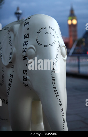 Elephant Parade Southbank, London, Regno Unito Foto Stock