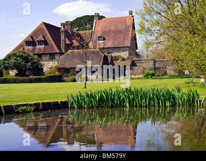 Michelham Priory Historic House e Giardini Foto Stock