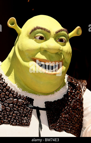 SHREK SHREK onorato con una stella sulla Hollywood Walk of Fame HOLLYWOOD LOS ANGELES NV USA 20 Maggio 2010 Foto Stock