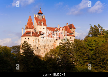 La Romania, Transilvania, Saxon terreni e la Valle di Prahova, crusca, Castello di Bran, più comunemente noto come 'Dracula Castello dell' Foto Stock