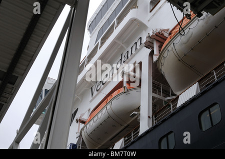Holland America Line's Veendam. Foto Stock