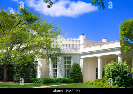 L'Ufficio Ovale esterno con giardino, l'ala ovest della casa bianca a Washington DC, Stati Uniti d'America. Foto Stock