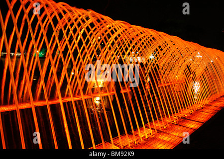 Fontana di acqua, 'TUNNEL FONTANA DI SORPRESE',parte del 'Magic acqua Tour' nel parco della Riserva,Lima,Messico. Foto Stock