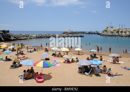 Spiaggia di Puerto de Mogan, Gran Canarie Spagna Foto Stock