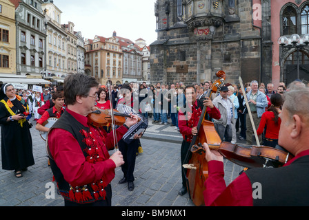 Gypsy Festival di Praga, sulla Piazza della Città Vecchia Foto Stock