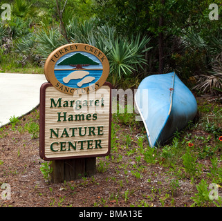 La Turchia Creek fluisce nella laguna del fiume Indian a Palm Bay in Florida Foto Stock