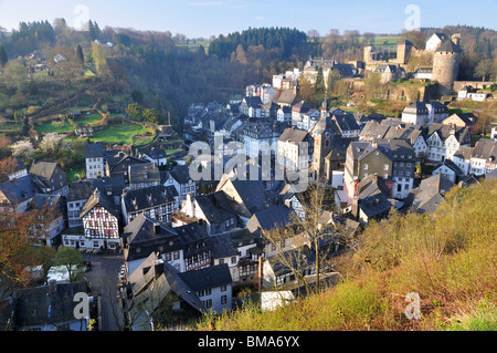 Città di Monschau, Eifel Foto Stock