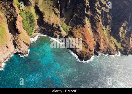 Costa di Na Pali del parco statale in Kauai, Hawaii Foto Stock