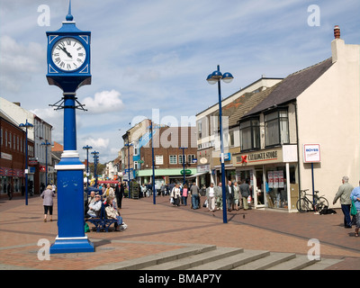 L'area pedonale per High Street in redcar cleveland England Regno Unito Foto Stock