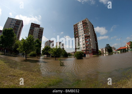 Alluvione di Wroclaw, Kozanow 2010, blocchi sotto l'acqua Foto Stock