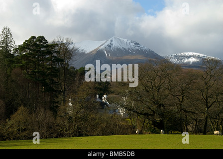 Beinn Eighe da Kinlochewe, Wester Ross, regione delle Highlands, Scotland, Regno Unito Foto Stock