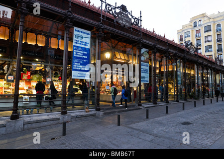 Il Mercado de San Miguel a Madrid Foto Stock