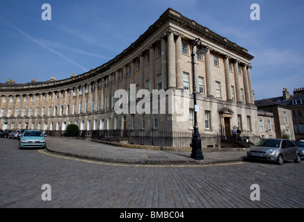 Angolo del Royal Crescent, grado che ho elencato la costruzione, bagno, Somerset, Regno Unito Foto Stock