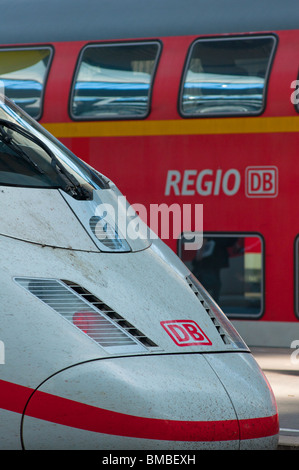 Deutche Bahn alla stazione di Monaco di Baviera, Germania. Foto Stock