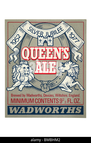 Wadworths Queen's Ale birra in bottiglia etichetta - circa 1977. Foto Stock