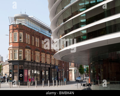 La curva teatro in Leicester City Centre, England Regno Unito Foto Stock