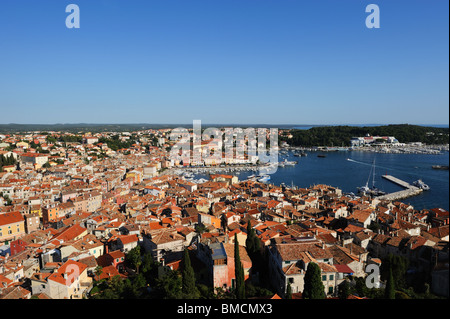 Vista aerea della cittadina istriana Rovigno Croazia Foto Stock