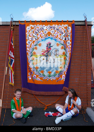 Orangefest, 12 luglio 2009 ordine arancione festival. Banner di re Guglielmo III presso il Centro Visitatori della Battaglia del Boyne. Foto Stock