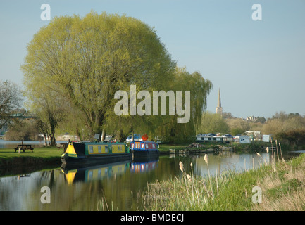 Il fiume Nene, Oundle, Northamptonshire, England, Regno Unito Foto Stock