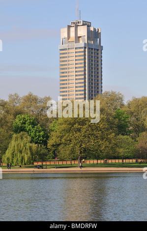 Hyde Park Barracks, serpentina, Hyde Park, Knightsbridge, West London. Regno Unito Foto Stock