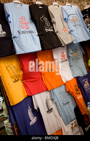 Il souk di Dubai Bur Dubai streetscene shopping al dettaglio Foto Stock