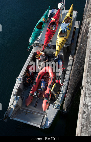 Giochi di avventura per il nostro viaggio verso il ghiacciaio Endicott mentre le riprese in Alaska Foto Stock