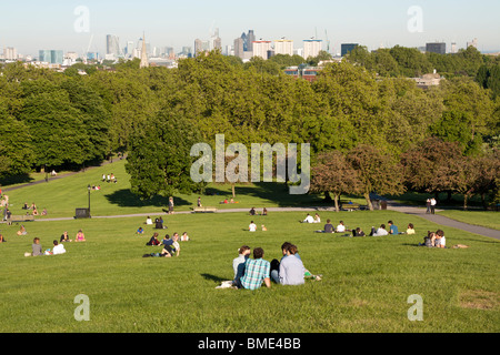 Sera d'estate - Primrose Hill - Camden - Londra Foto Stock