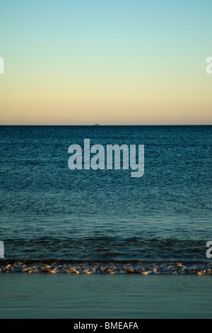 Una barca in mare, Svezia. Foto Stock